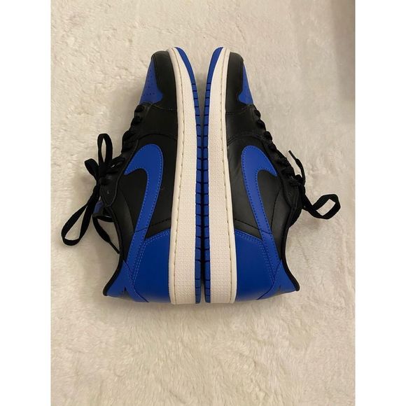 Air Jordan 1 Retro Low main image 7